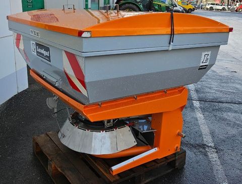 [3258-6625320-6.jpg]