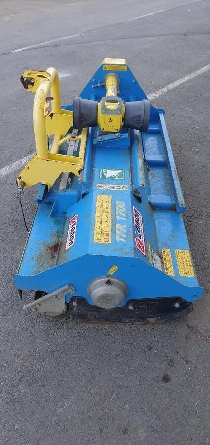 [3258-6712508-3.jpg]