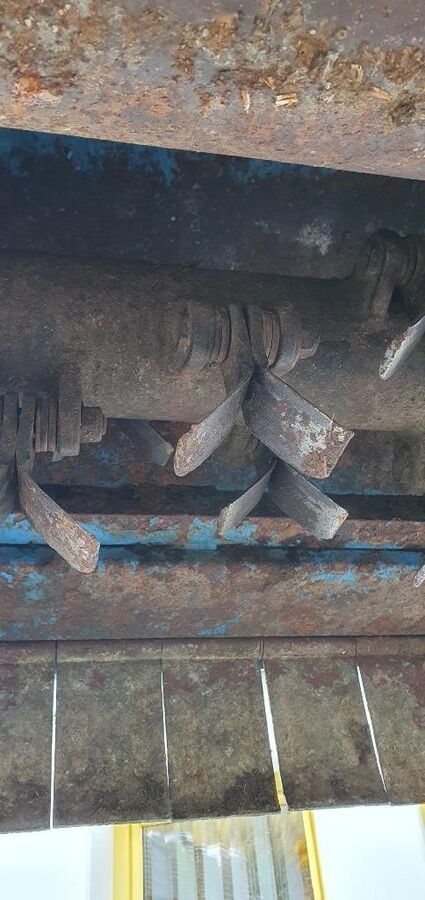 [3258-6712508-7.jpg]