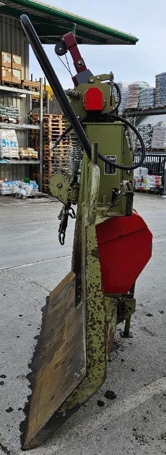 [3258-6769304-1.jpg]