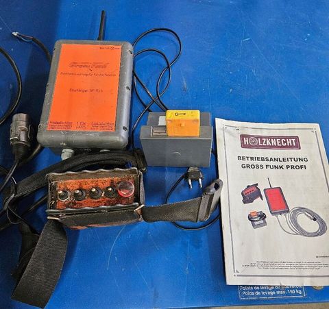 [3258-6769304-14.jpg]