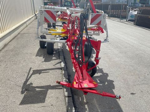 [3260-4352776-4.jpg]