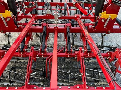 [3260-4590119-6.jpg]