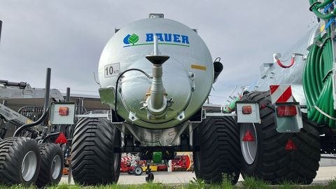 [3260-5411157-5.jpg]