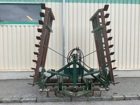 [3260-5746872-2.jpg]