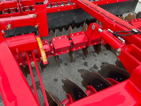 [3260-5753663-8.jpg]