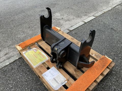 [3260-6482061-0.jpg]