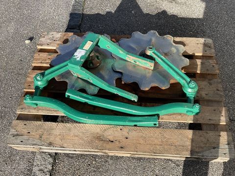 [3260-6505830-5.jpg]