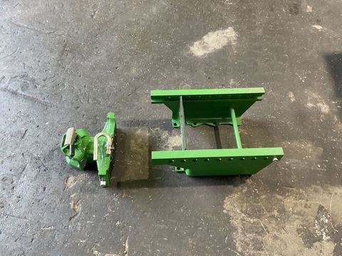 [3260-6664137-4.jpg]