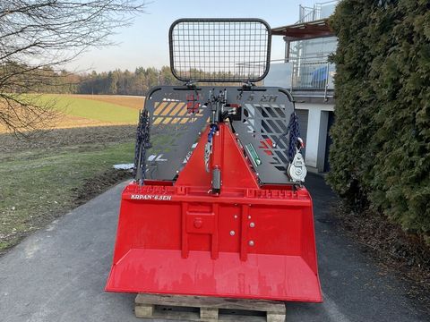 [3260-6765774-6.jpg]