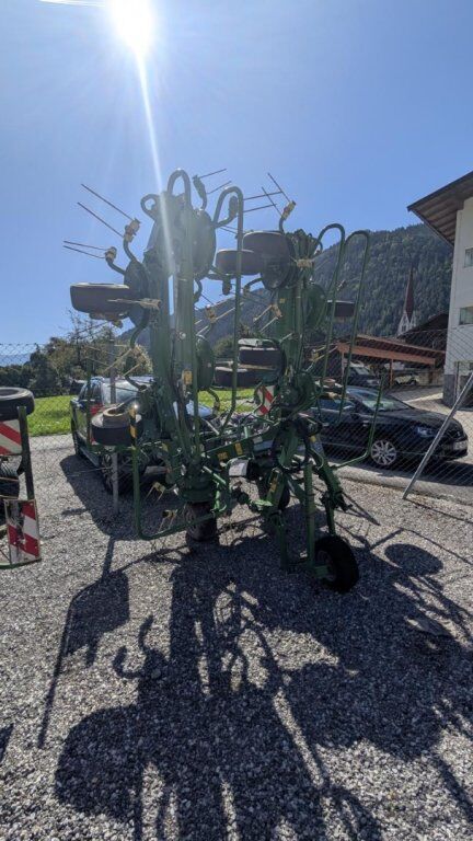 [3290-6328867-7.jpg]