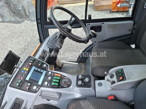 [3290-6328954-5.jpg]