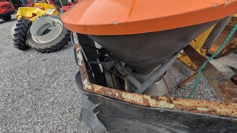 [3290-6458466-7.jpg]