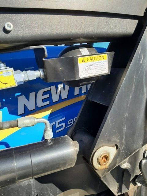 [3290-6484646-7.jpg]