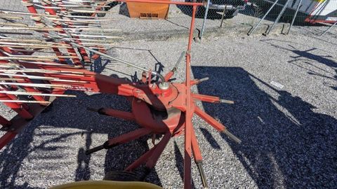 [3290-6484667-6.jpg]