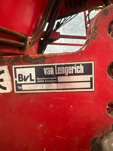 [3290-6484700-6.jpg]