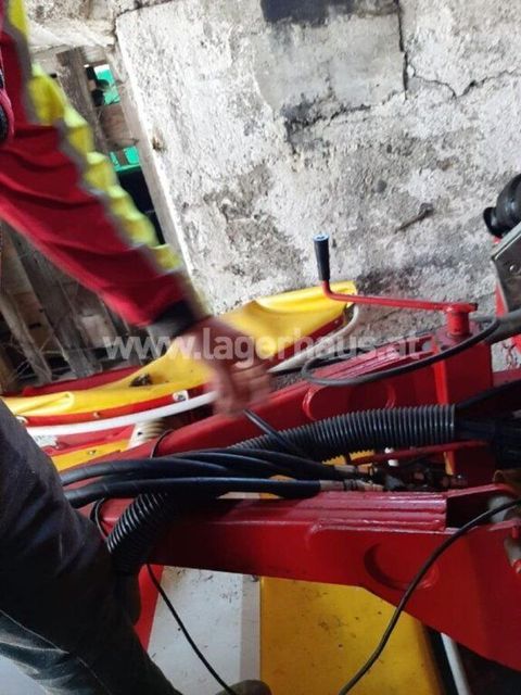 [3290-6492616-3.jpg]