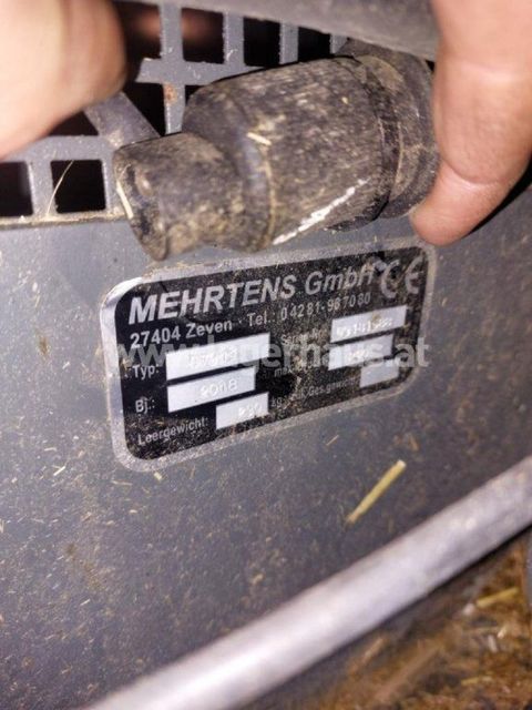 [3290-6495449-3.jpg]