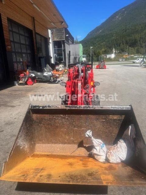 [3290-6496062-1.jpg]