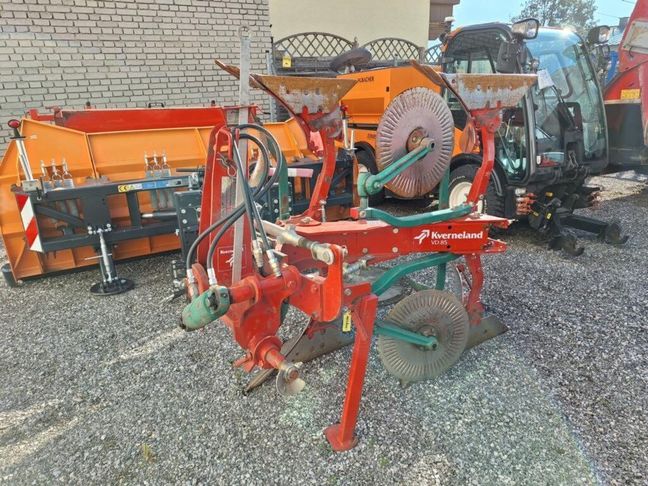 [3290-6506695-0_1.jpg]