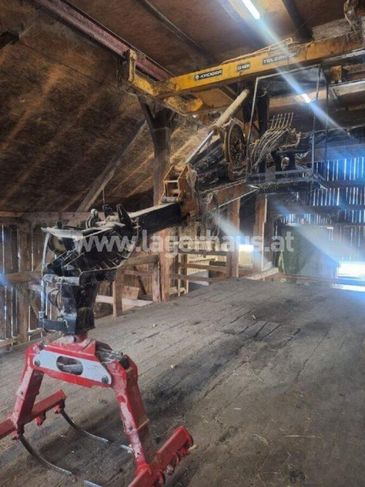 [3290-6874912-0_1.jpg]