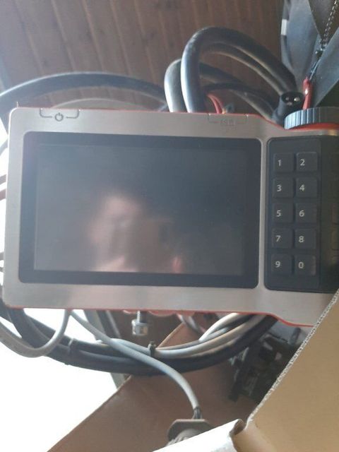 [3290-6875179-1.jpg]