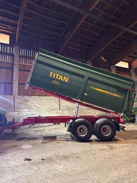 [3290-6875203-0.jpg]