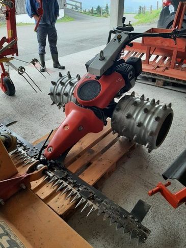 [3290-6887441-0_1.jpg]