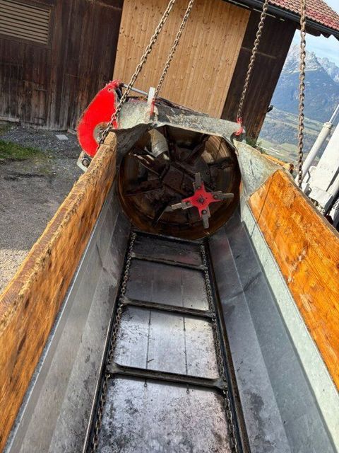 [3290-6888563-6.jpg]