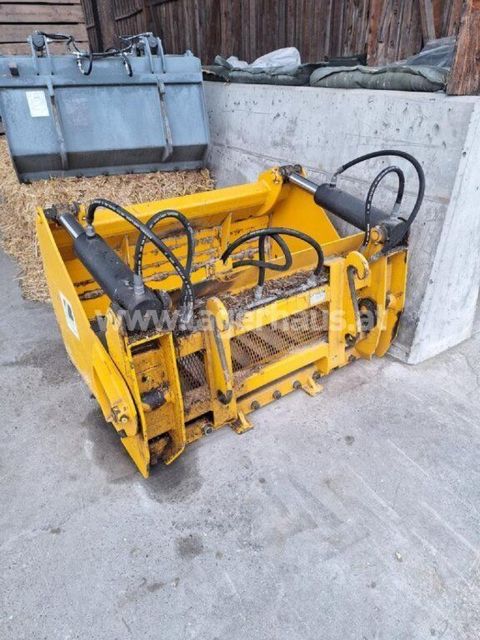 [3290-7432742-3.jpg]