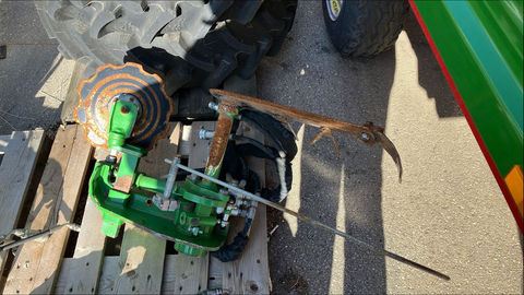 [3293-4157677-0.jpg]