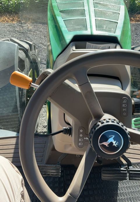 [3293-4411535-16.jpg]