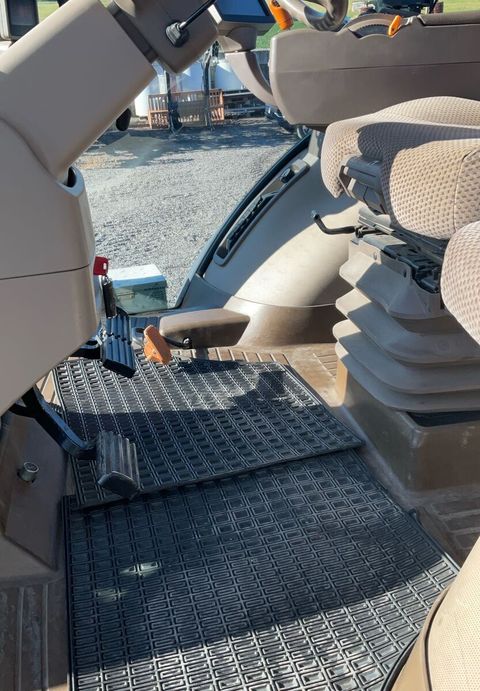 [3293-4411535-4.jpg]