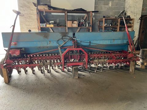 [3293-5501034-0.jpg]