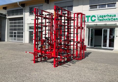 [3293-5595032-0.jpg]