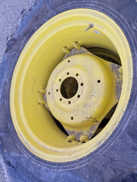 [3293-6433398-4.jpg]