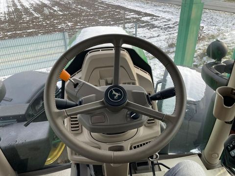 [3293-6472961-15.jpg]