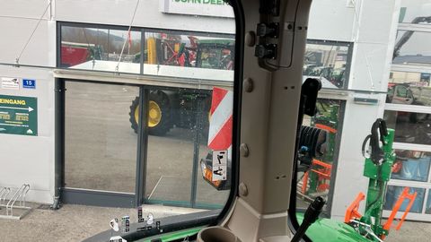 [3293-6604633-19.jpg]