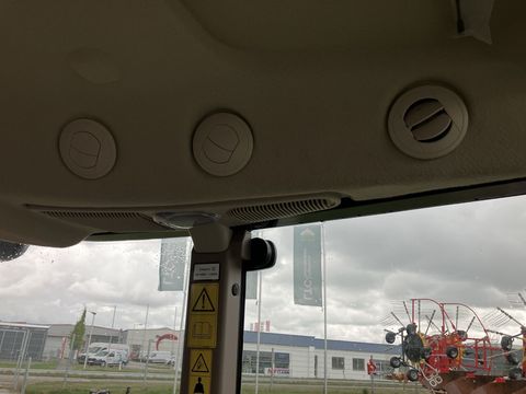 [3293-6652220-25.jpg]