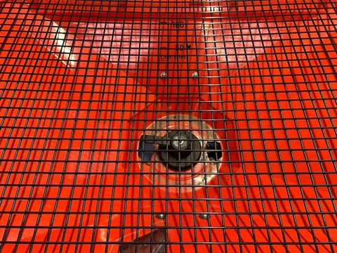 [3293-6660564-11.jpg]