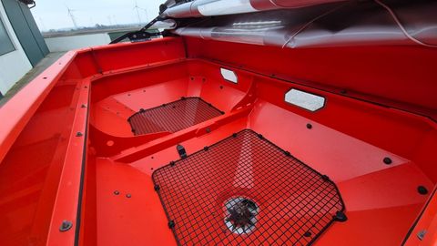 [3293-6703246-11.jpg]