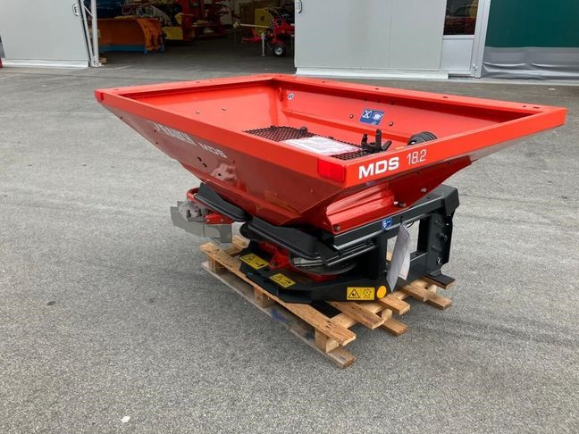 [3293-6720612-0_1.jpg]