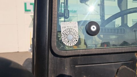 [3293-6799629-15.jpg]