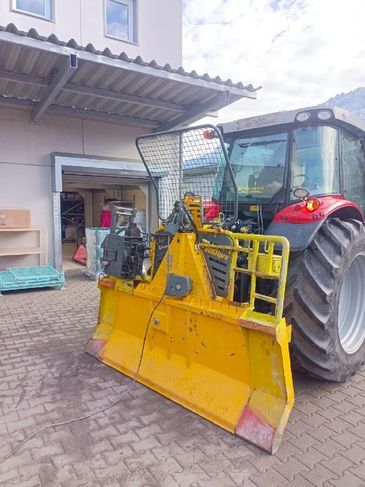 [3313-6754082-0_1.jpg]