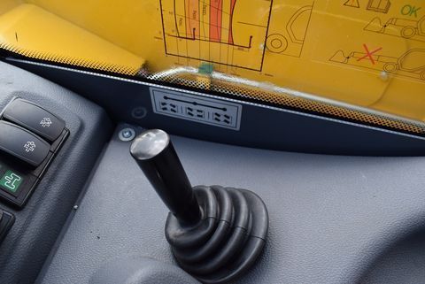 [3319-4549029-8.jpg]