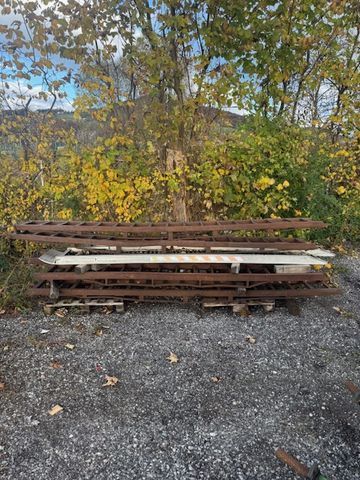 [3319-6320154-1.jpg]