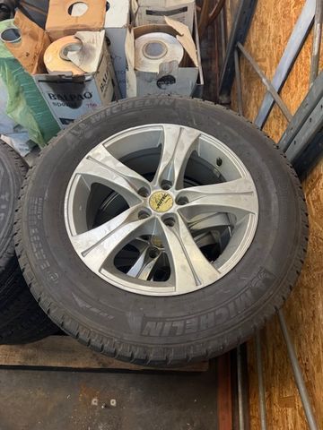 [3319-6394803-0.jpg]