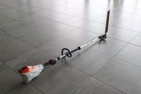 [3342-4114357-1.jpg]
