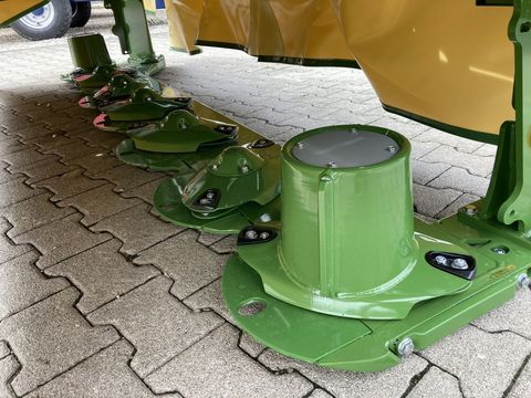 [3342-4231633-14.jpg]