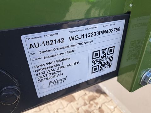 [3342-4332463-19.jpg]